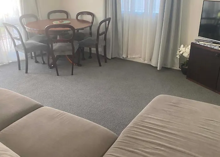 G- House 3Br Cbd With Free Parking